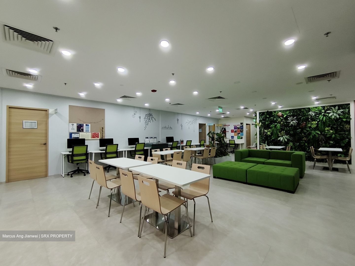 Chinatown Point (D1), Office #530217501